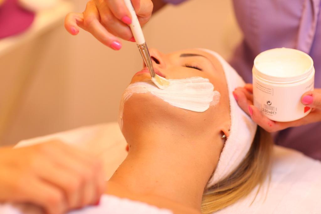 Rezydencja Pod Teznia & Spa Inowrocław Kültér fotó