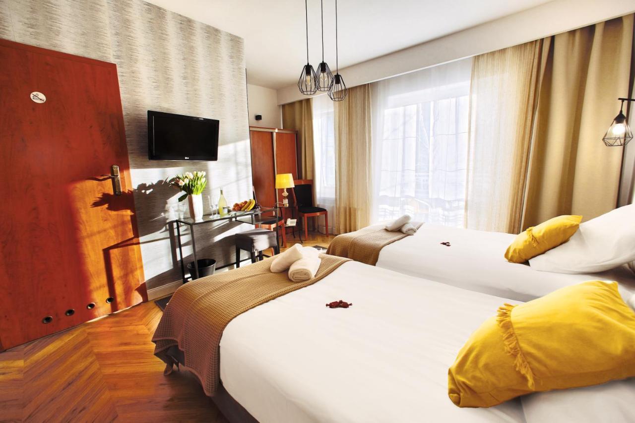 Rezydencja Pod Teznia & Spa Inowrocław Kültér fotó